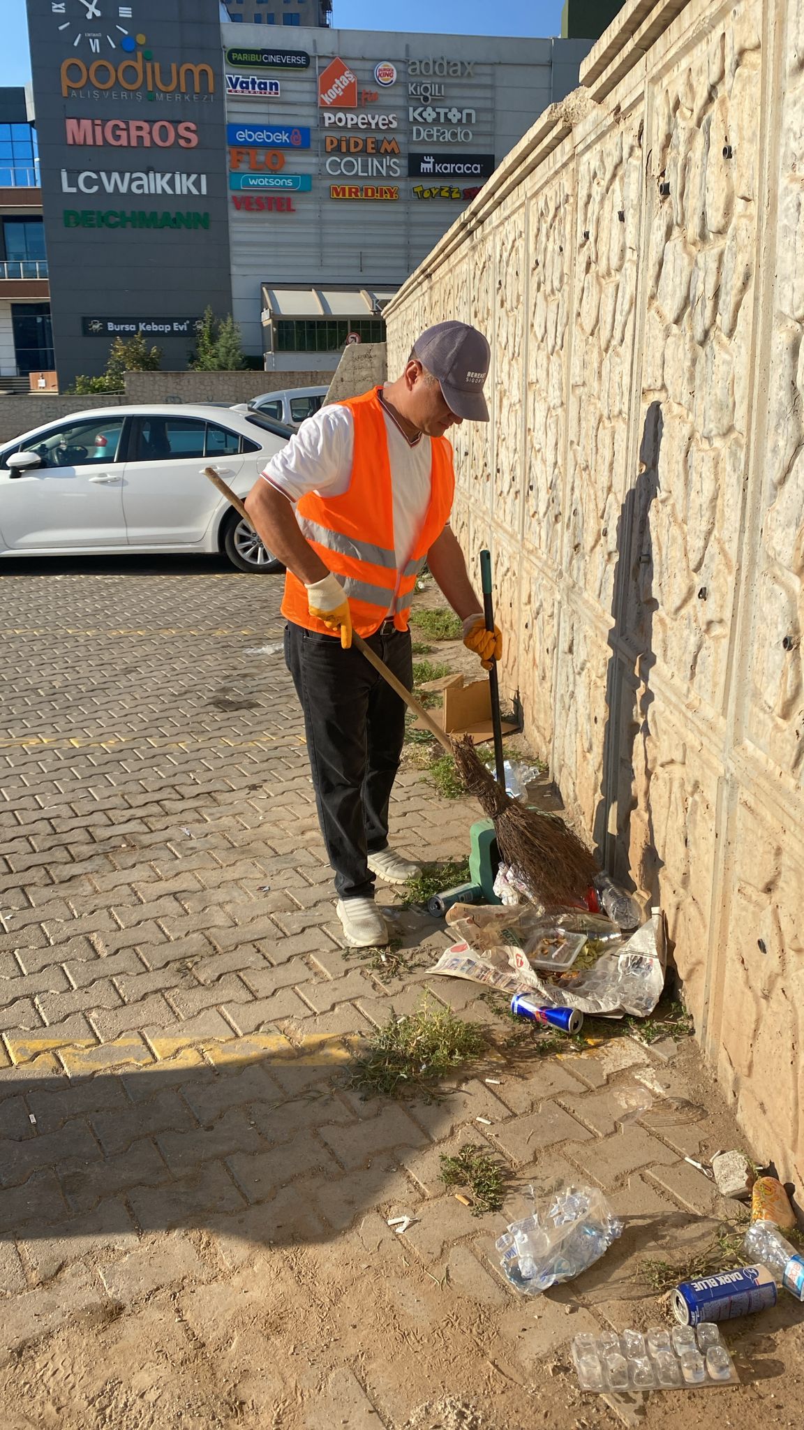 ilcemizin-dort-bir-yaninda-calismalarimizi-titizlikle-surduruyoruz